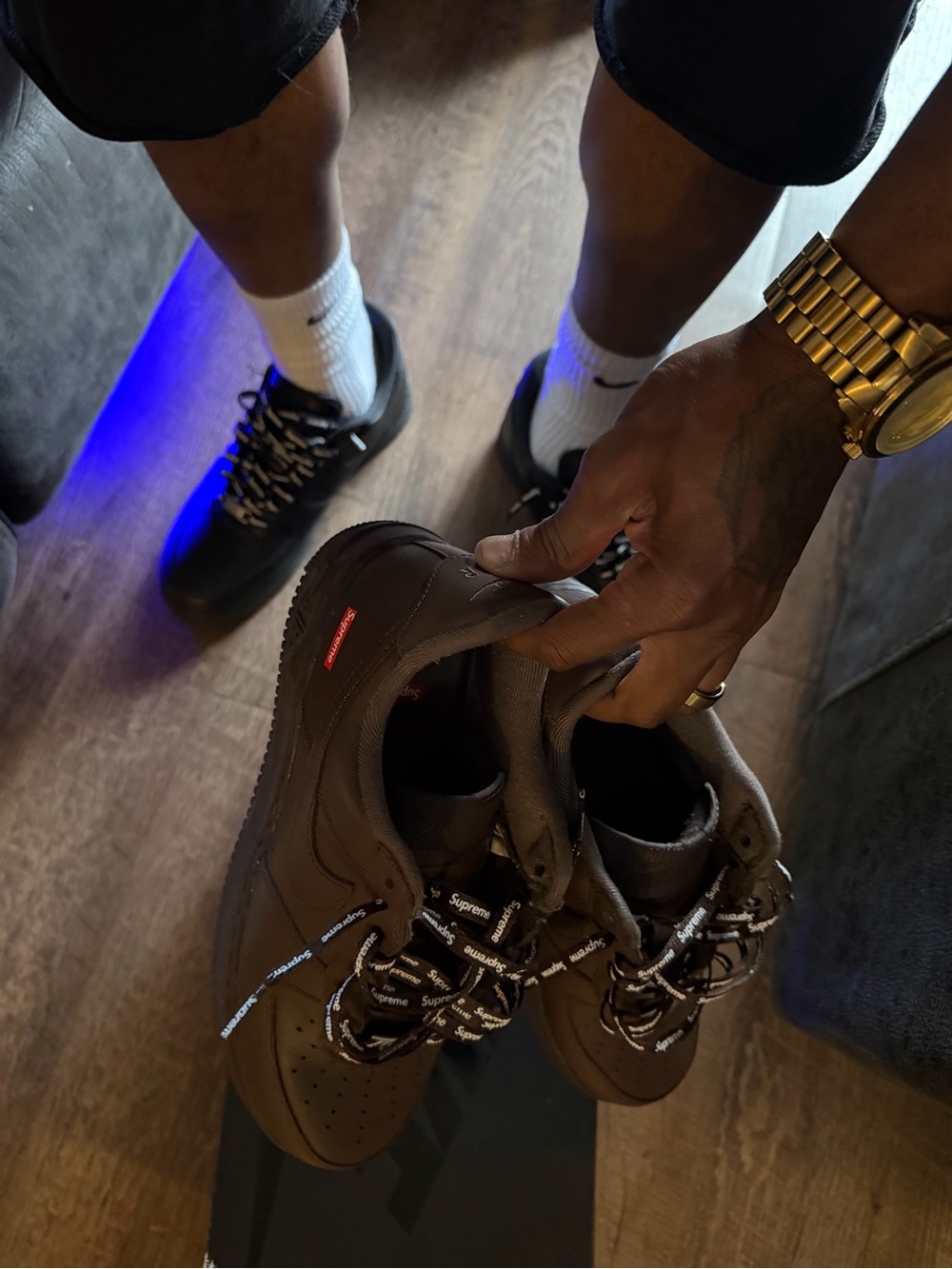Supreme Men’s Brown Low-Top Sneakers with Black Branded Laces